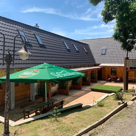 Penzion Turista Banská Štiavnica Eksteriør billede
