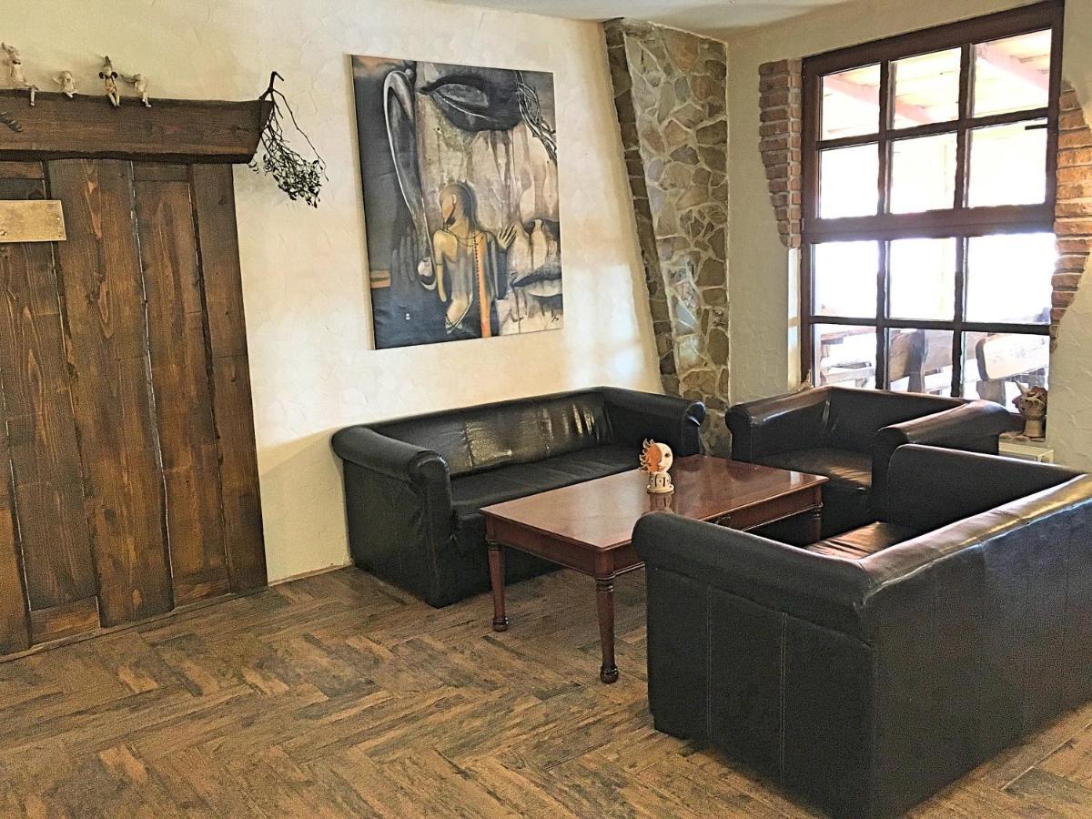 Penzion Turista Banská Štiavnica Eksteriør billede