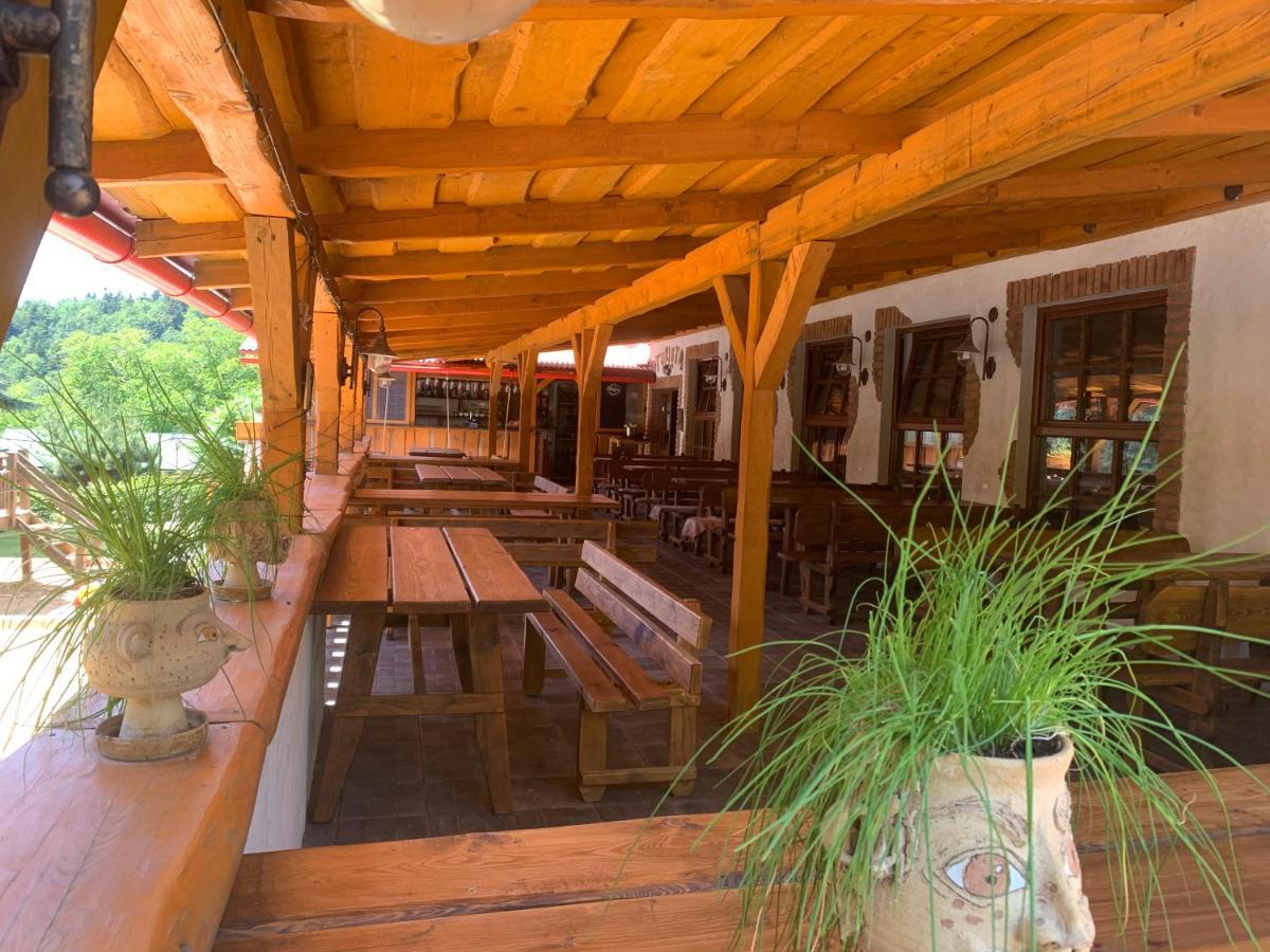 Penzion Turista Banská Štiavnica Eksteriør billede